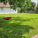 Várlak *