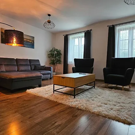 Apartman Várlak *