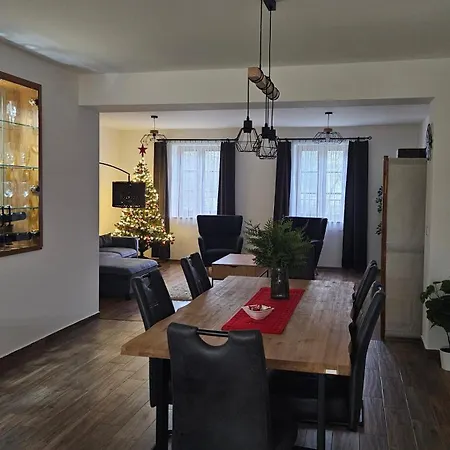 Apartman Várlak